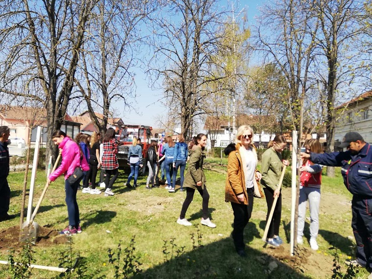 Aкција садње у Слатини – ,,Наша шума – наша брига “ Aкција садње у Слатини – ,,Наша шума – наша брига “